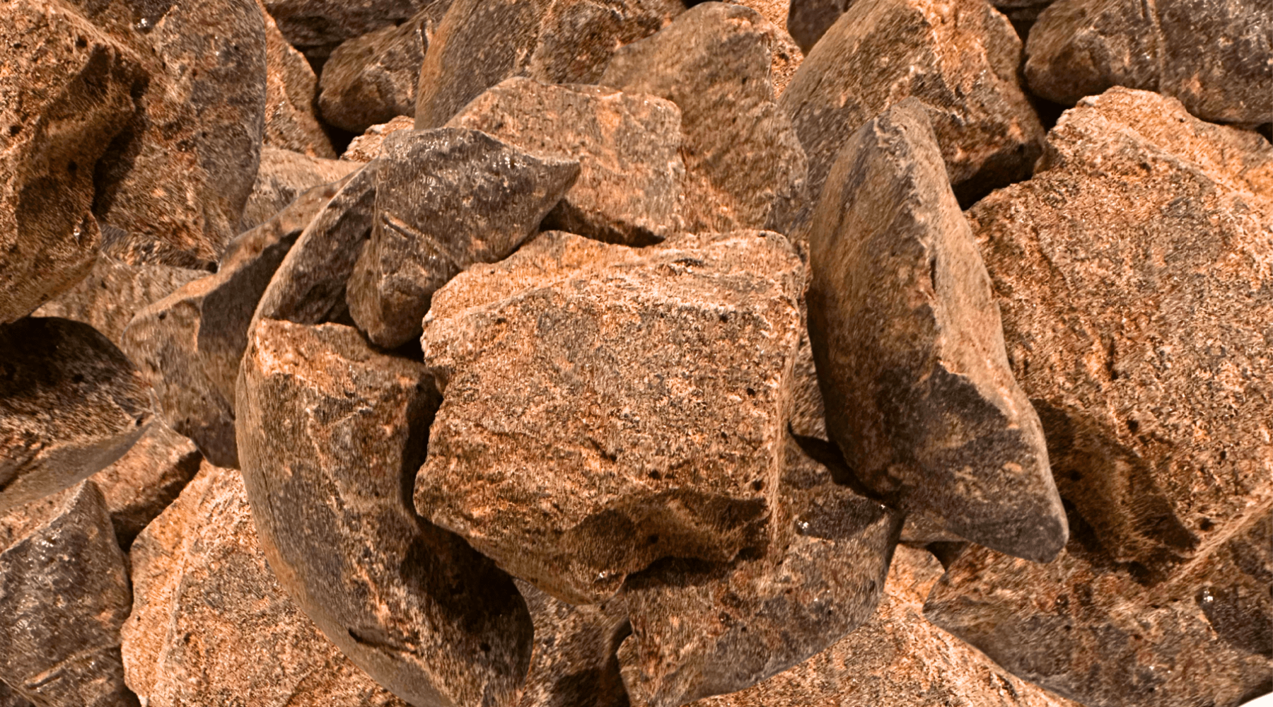 Detailed Guide How To Use Dragon’s Blood Resin for Skin